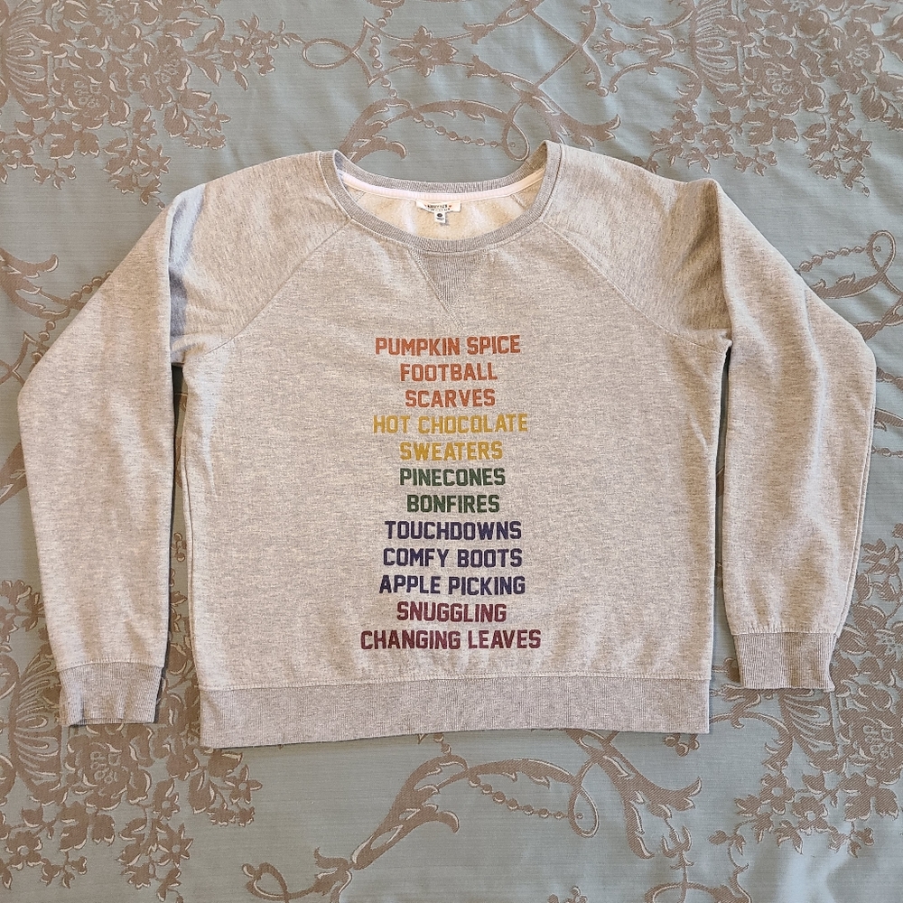 Messy Bun Just Chillin Fall Gray Crewneck Sweatshirt Women's Size Small